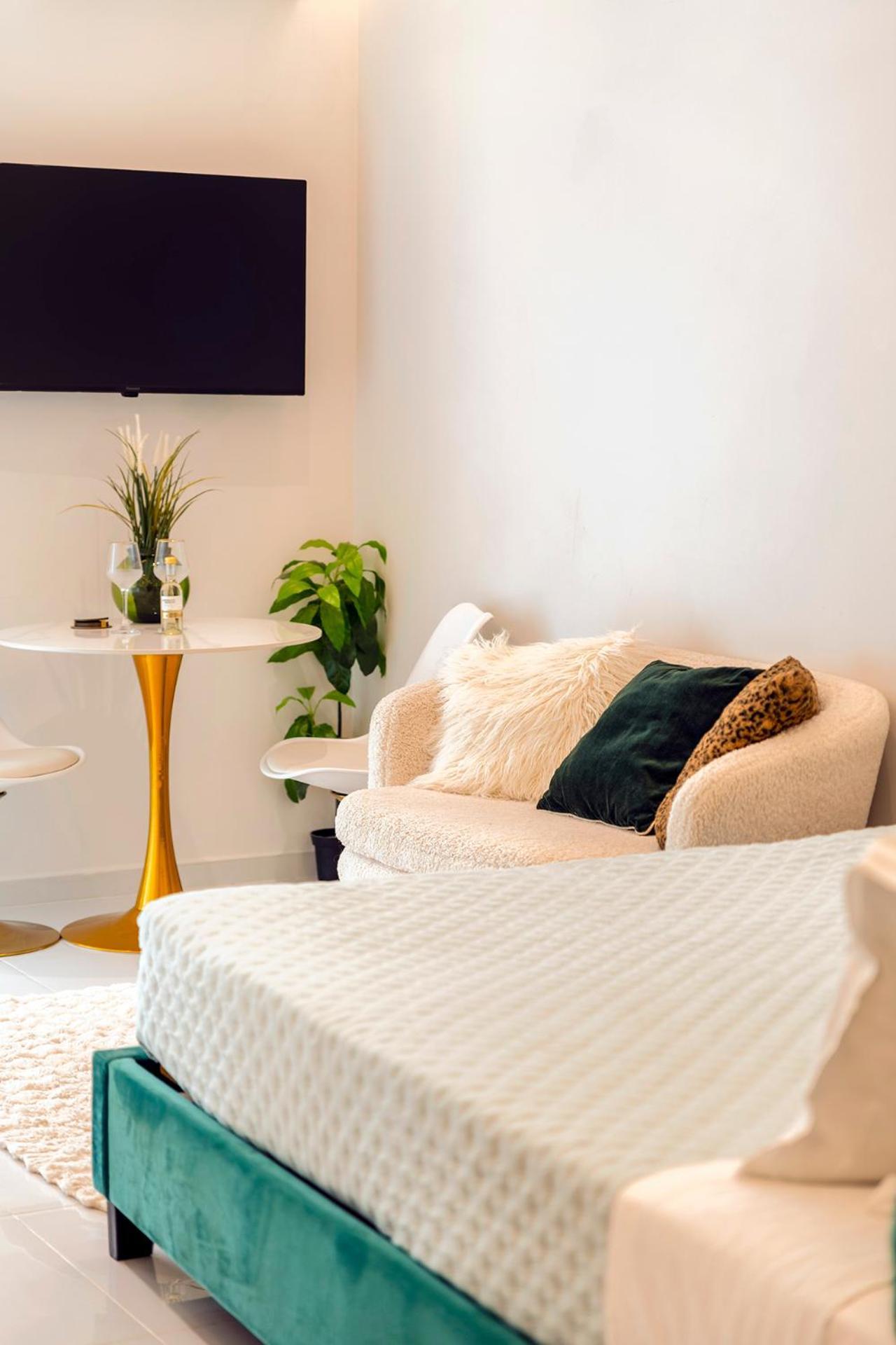 Boutique3436 Luxury Apartment Atene Esterno foto