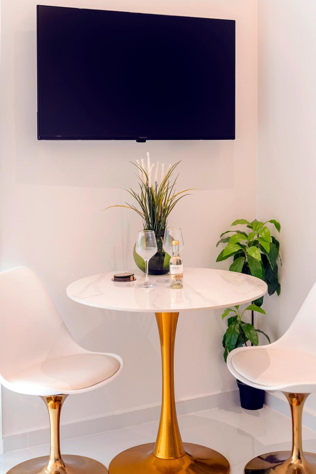 Boutique3436 Luxury Apartment Atene Esterno foto